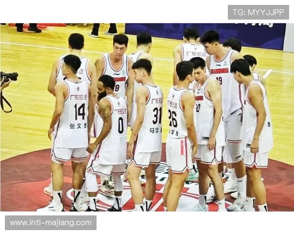 广东男篮加时憾负浙江，外线命中率低迷酿败局